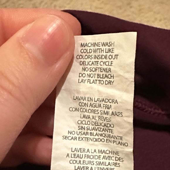 Fabletics Dash Seamless Bra II & Define Powerhold High-Waisted Leggings Burgundy - Picture 12 of 12